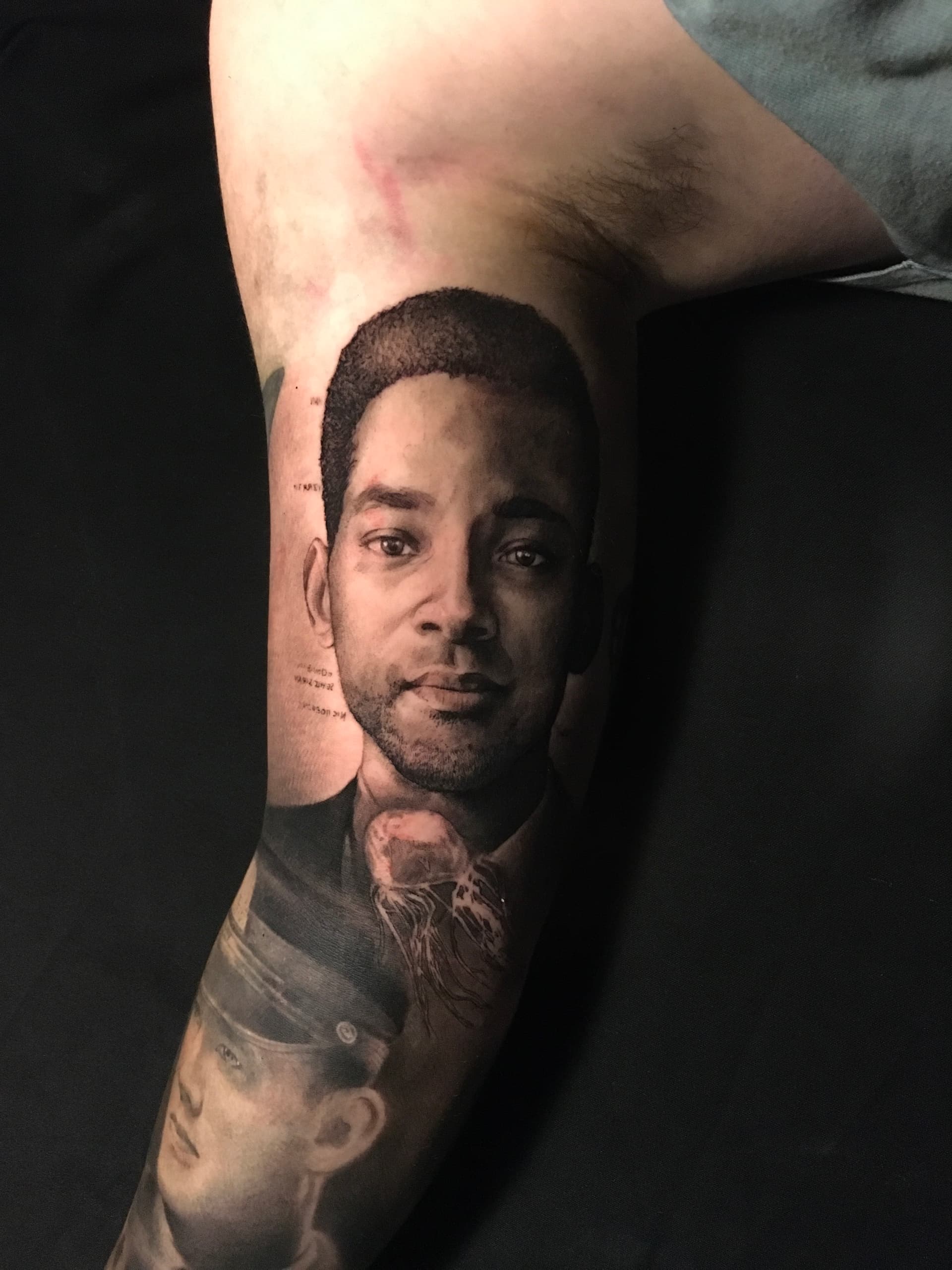 Retrato de Will Smith en antebrazo — versión alternativa