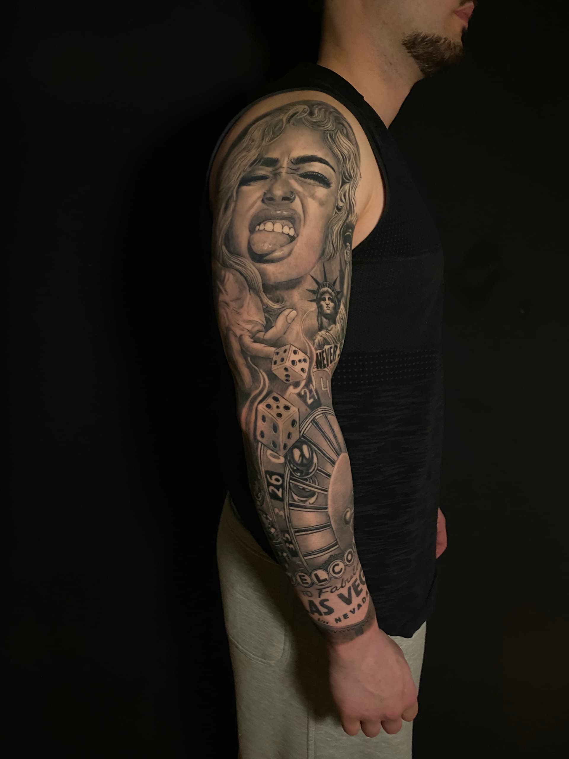 Tatuaje de realismo por Adrian Alarcón — trabajo 6