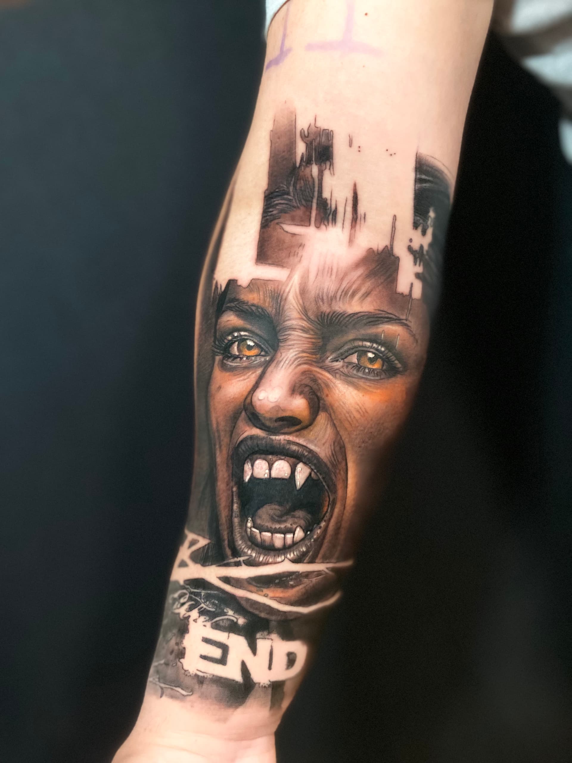 Tatuaje de realismo por Adrian Alarcón — trabajo 11